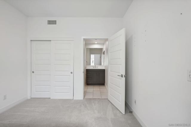 2942 Franklin, San Diego CA: https://media.crmls.org/mediaz/510bbc12-c802-4978-9167-71b7270413d6.jpg