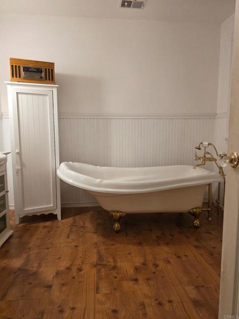 Detail Gallery Image 11 of 19 For 19147 Las Encinas Dr, Ramona,  CA 92065 - 3 Beds | 3 Baths