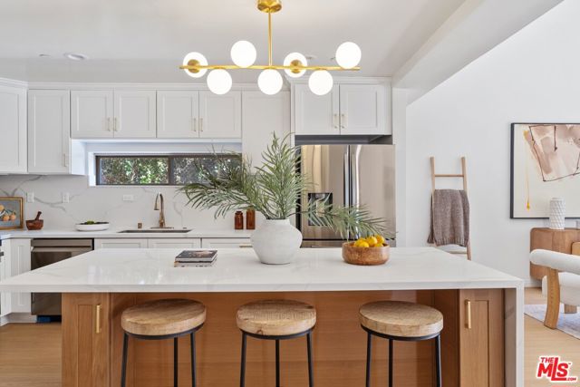 3945 Franklin Street photo 6