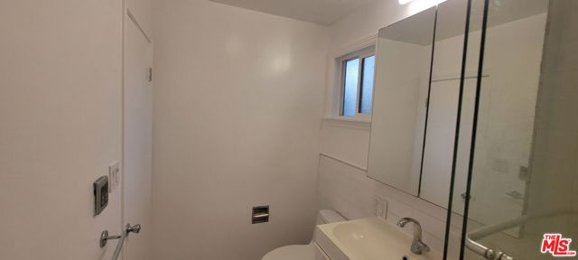 305 Broadway Street, 4 photo 20