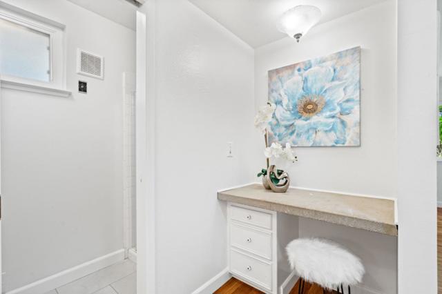524 S Park Drive, San Jose CA: https://media.crmls.org/mediaz/510dc49a-4b93-4e29-a516-b30c8de4c9b4.jpg