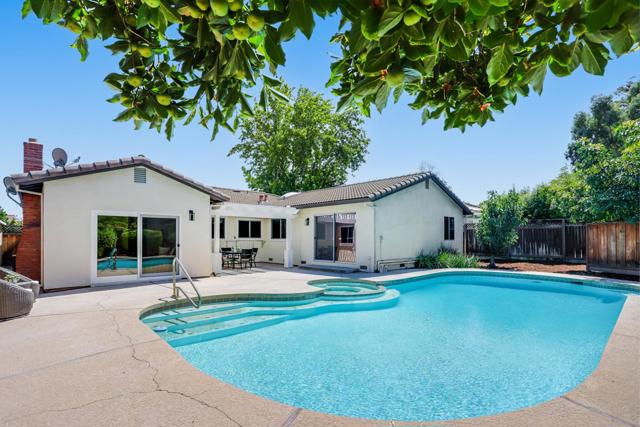 2688 Gamblin Drive, Santa Clara CA: https://media.crmls.org/mediaz/510df0d8-271a-42da-b600-723d492b5dae.jpg