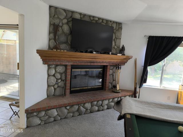2331 Welcome Court, Simi Valley CA: https://media.crmls.org/mediaz/510df8ba-de95-4d60-b9bd-f79206b32c9f.jpg