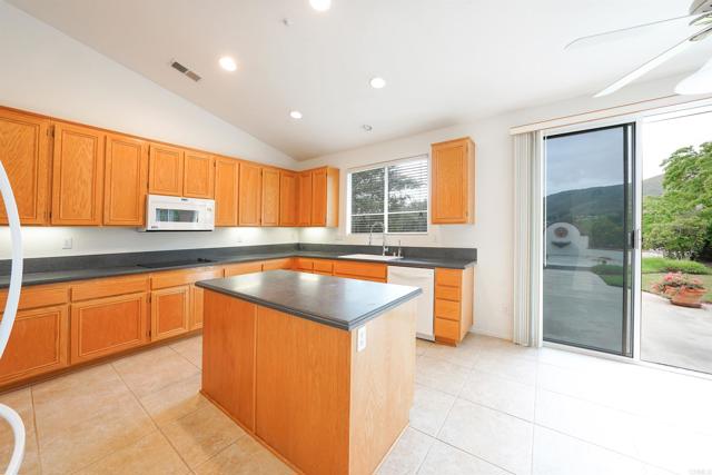 Detail Gallery Image 32 of 49 For 23425 Mountain Peak Rd, Ramona,  CA 92065 - 3 Beds | 2 Baths