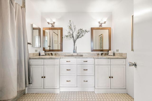 38674 Wisteria Drive, Palm Desert, CA 92211