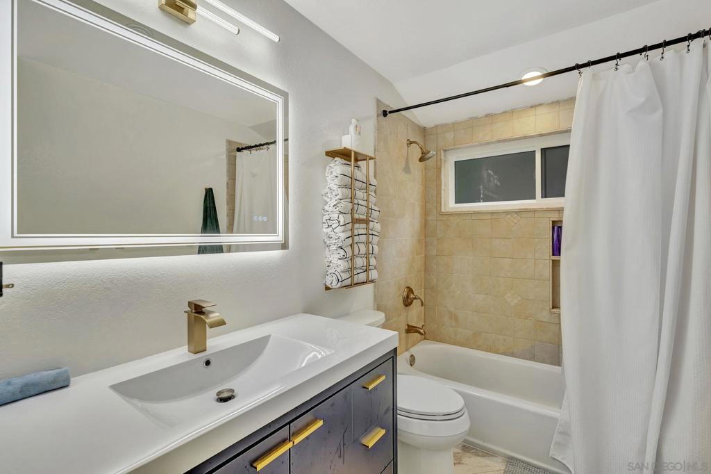 MLS #250037571SD image #28