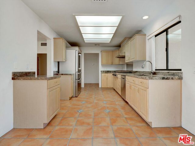 MLS #25604519 image #15