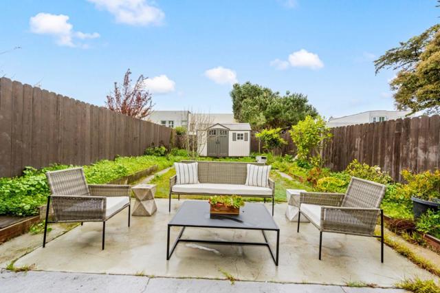 1959 19th Avenue, San Francisco CA: https://media.crmls.org/mediaz/511054f0-e474-436d-b4f6-40f69a40ce33.jpg