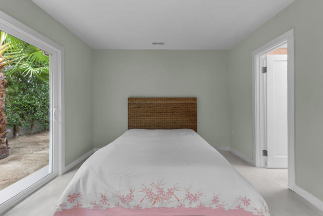 3967 E Sunny Dunes Road, Palm Springs, CA 92264