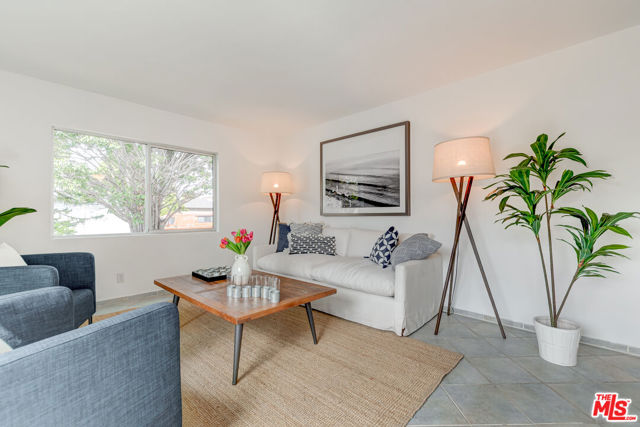 1457 STANFORD Street, 1 photo 4