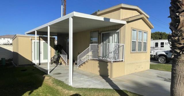 84136 Ave 44, #316, Indio CA: https://media.crmls.org/mediaz/5112285f-d67f-427a-bf57-9412541a8511.jpg