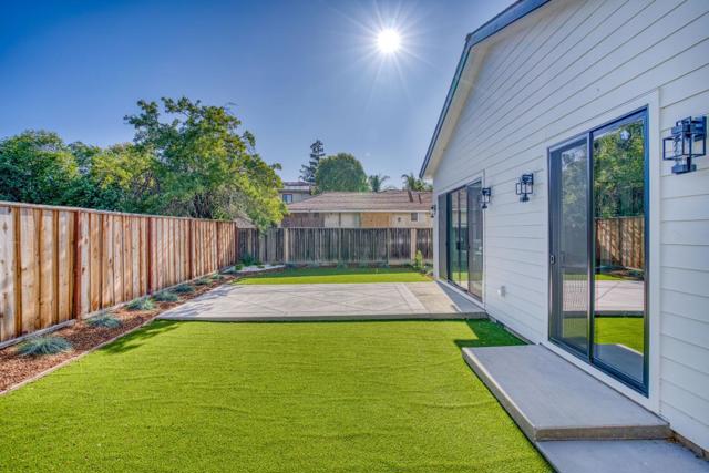 1270 W Hacienda Avenue, Campbell CA: https://media.crmls.org/mediaz/51125806-d712-460e-b76f-dff36b081934.jpg