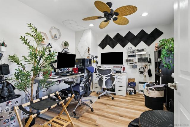 2855 Bear Valley Rd, Chula Vista CA: https://media.crmls.org/mediaz/511396de-535b-4cb2-8755-c3f729931128.jpg