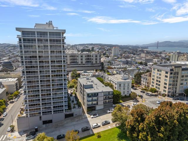 2121 Laguna Street, San Francisco CA: https://media.crmls.org/mediaz/51140c2a-cad9-4d38-9a5c-7155c62fad7d.jpg