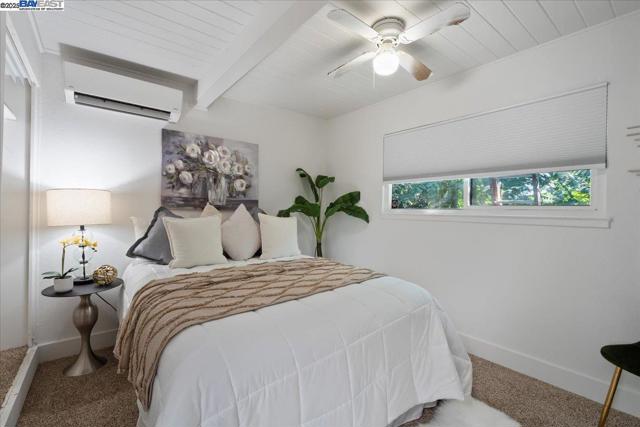 2082 Overhill Rd, Concord CA: https://media.crmls.org/mediaz/5114f526-aecf-4685-991e-1bb1d5b89f63.jpg