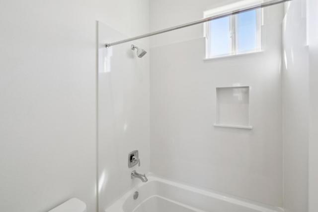 605 Santa Ynez Way, Marina CA: https://media.crmls.org/mediaz/51160f34-09a8-4aa6-b0ef-0f5d254a0216.jpg