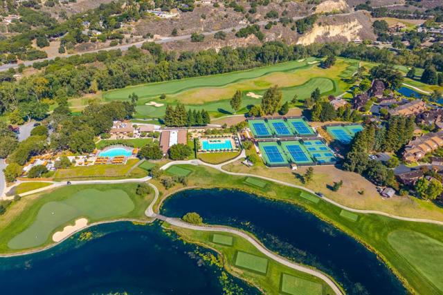 9524 Bay Court, Carmel CA: https://media.crmls.org/mediaz/51174643-42cb-4ca6-9d54-f4a73ee54af3.jpg