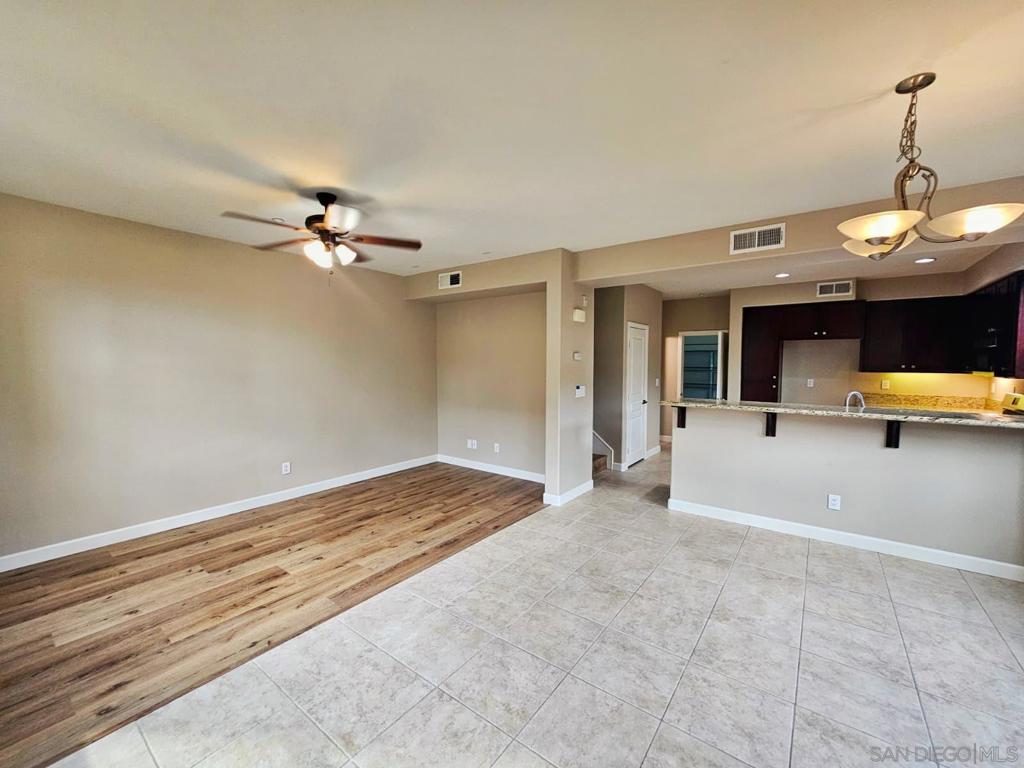 MLS #250043077SD image #9