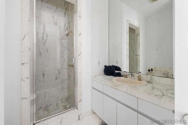 Image 30 of 50 For 25 Green Turtle Rd