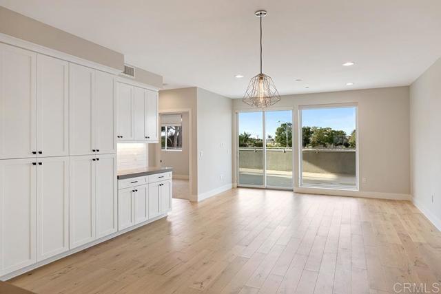 723 Grand, Carlsbad CA: https://media.crmls.org/mediaz/511bc183-c99e-4b8c-9504-382d485d6dd1.jpg