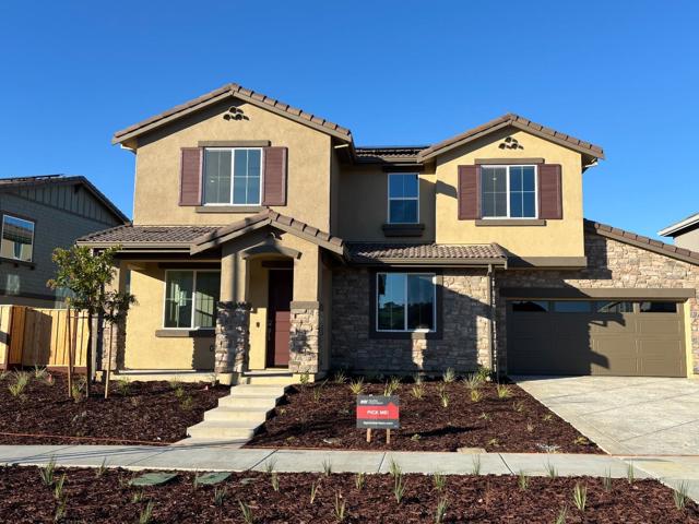 3012 Discovery Court, Vacaville CA: https://media.crmls.org/mediaz/511bec1b-0fac-44dd-8759-372475ffee07.jpg