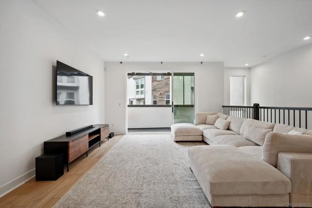 2942 Franklin, San Diego CA: https://media.crmls.org/mediaz/511c29cd-51ae-41dc-b098-5d266a162c49.jpg