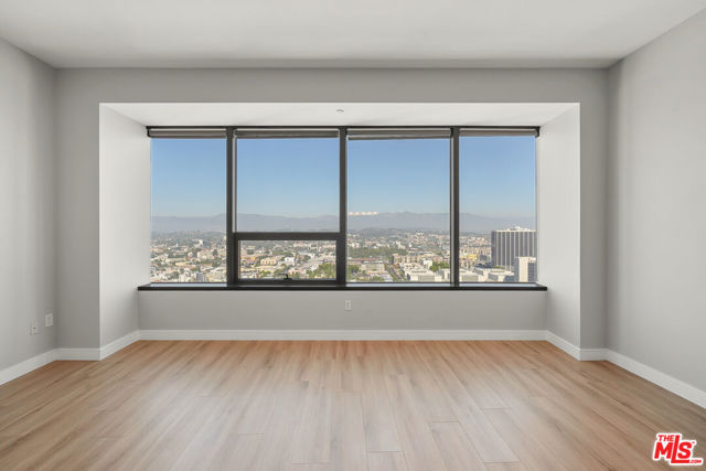 Image 2 for 1100 Wilshire Blvd #2703, Los Angeles, CA 90017