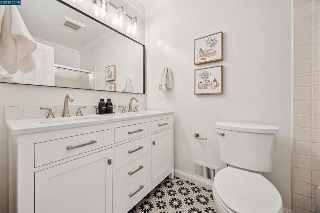 4697 Canary Dr, Pleasanton CA: https://media.crmls.org/mediaz/511ce346-0161-4bbf-aa07-8915bf0ec4db.jpg