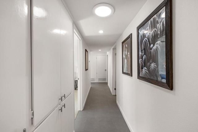 75322 Desert Park Drive, Indian Wells CA: https://media.crmls.org/mediaz/511d63f9-9dfb-4fa2-bcc8-405bcd3aba62.jpg