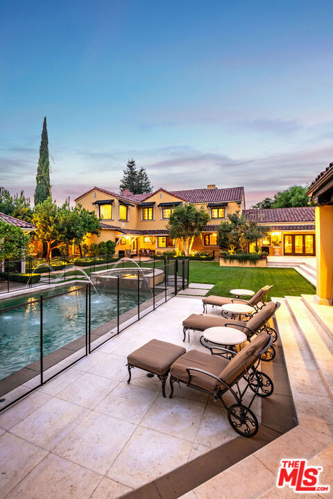 820 E Grinnell DriveBurbank img 2