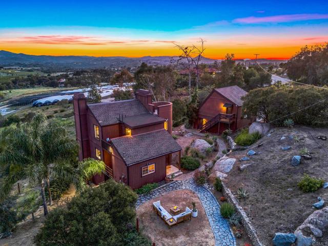 30593 Miller Road, Valley Center CA: https://media.crmls.org/mediaz/511df7cf-b896-46b8-b875-56c54a56c692.jpg