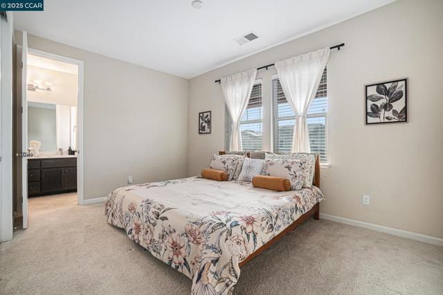 208 Littleton St, Oakley CA: https://media.crmls.org/mediaz/511ea40d-f3de-4199-a537-d80a8560d02b.jpg