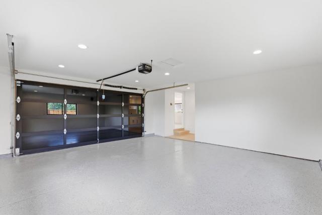 Image 34 of 36 For 999 Andover Way