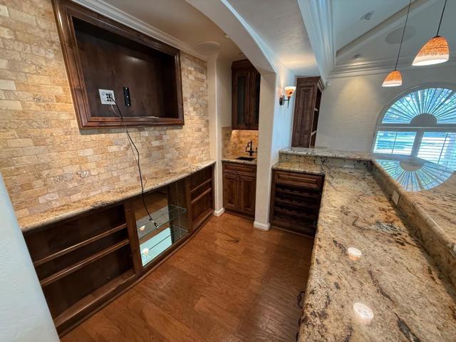 695 San Bruno Way, Salinas CA: https://media.crmls.org/mediaz/511ff52b-13b9-403f-b42d-af53b41ecba7.jpg