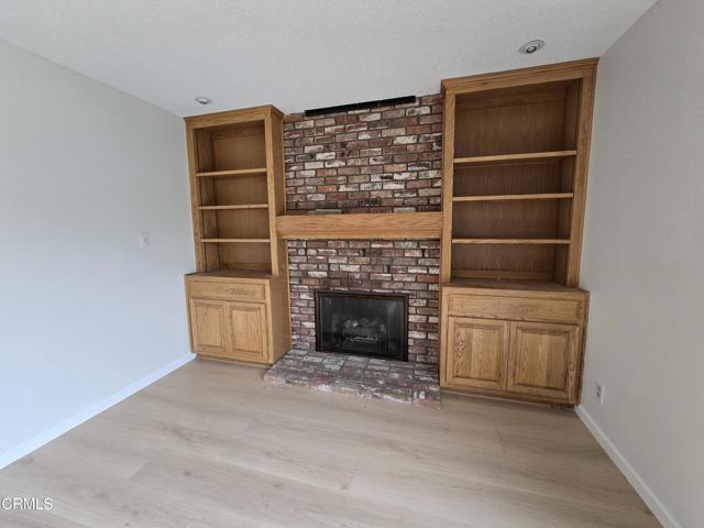 Detail Gallery Image 7 of 19 For 396 Baker Ave, Ventura,  CA 93004 - 3 Beds | 2 Baths