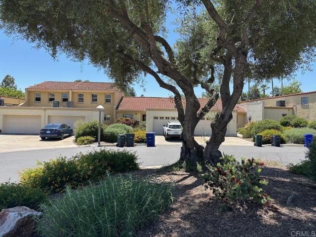 Detail Gallery Image 32 of 33 For 13426 the Sq, Poway,  CA 92064 - 2 Beds | 2 Baths