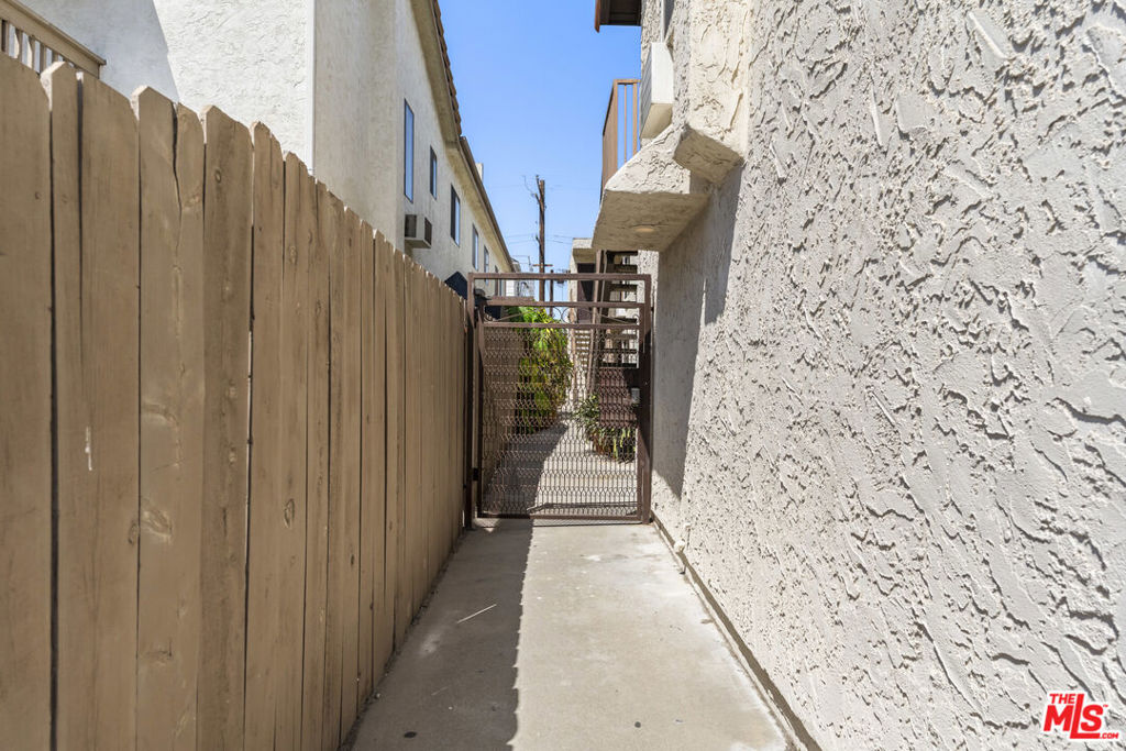 3682 Nile Street - photo 5