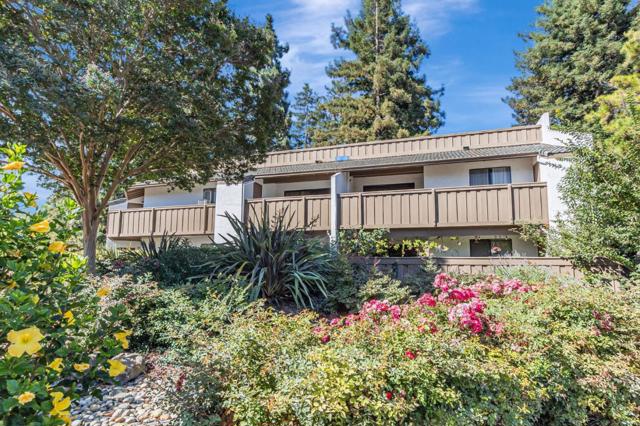 2201 Monroe Street, Santa Clara CA: https://media.crmls.org/mediaz/5122ce93-efee-4426-97e8-fb5fb3e58d54.jpg