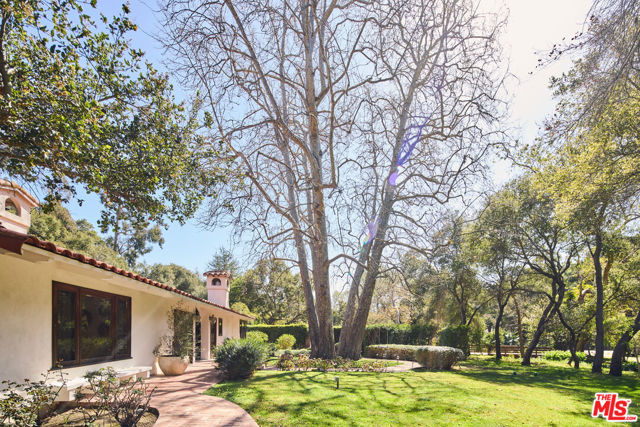 6138 Ramirez Canyon Road, Malibu CA: https://media.crmls.org/mediaz/5124045d-4dd9-4bd5-93ad-24010ac7d43a.jpg