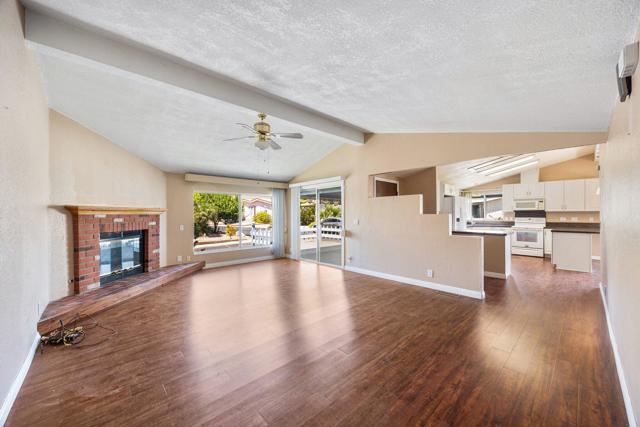 74711 Dillon Road, Desert Hot Springs CA: https://media.crmls.org/mediaz/51244910-dafb-4027-a916-ec0c47a4a8d8.jpg