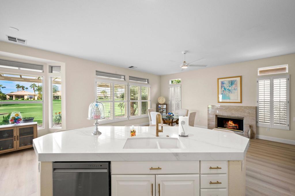 MLS #219138827DA image #14