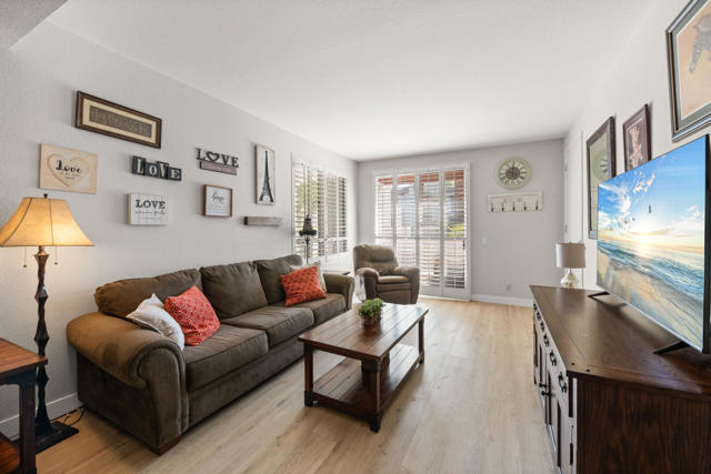 401 S El Cielo Road #49, Palm Springs, CA 92262