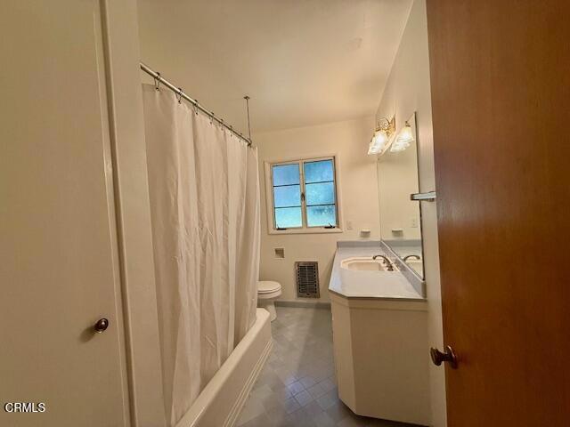 Detail Gallery Image 9 of 17 For 2175 N Holliston Ave, Altadena,  CA 91001 - 3 Beds | 3 Baths