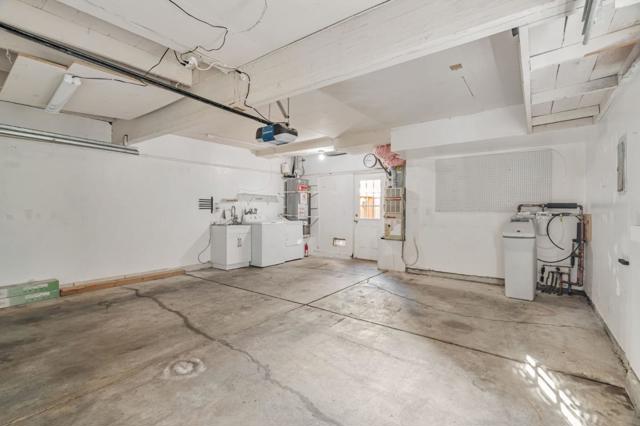 7145 Rouse Court, San Jose CA: https://media.crmls.org/mediaz/51263655-730a-4a10-8c3e-d9af578bcdf2.jpg