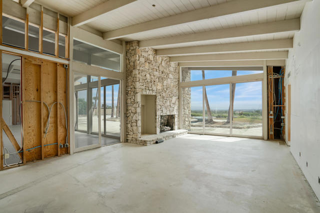 925 W Coronado Avenue, Palm Springs, CA 92262