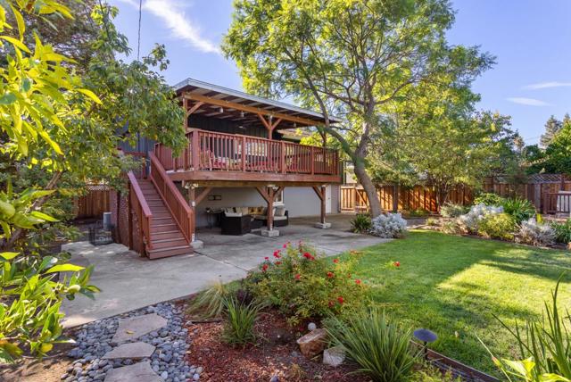 1619 Hallbrook Drive, San Jose CA: https://media.crmls.org/mediaz/5126e2cd-05bc-4a92-8d30-aa9a10c3139e.jpg