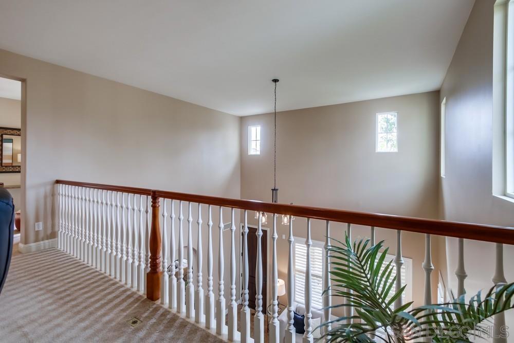 MLS #250025773SD img 24