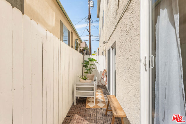 1127 9th Street, 103 photo 6