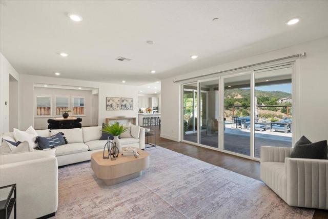 7171 Spumante Court, Gilroy CA: https://media.crmls.org/mediaz/5128fa79-e6f8-49e9-9b20-e463fb0b0b24.jpg