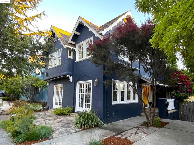 Details for 707 Arimo Ave, Oakland, CA 94610